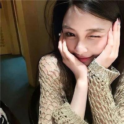 杜鹃花飞
